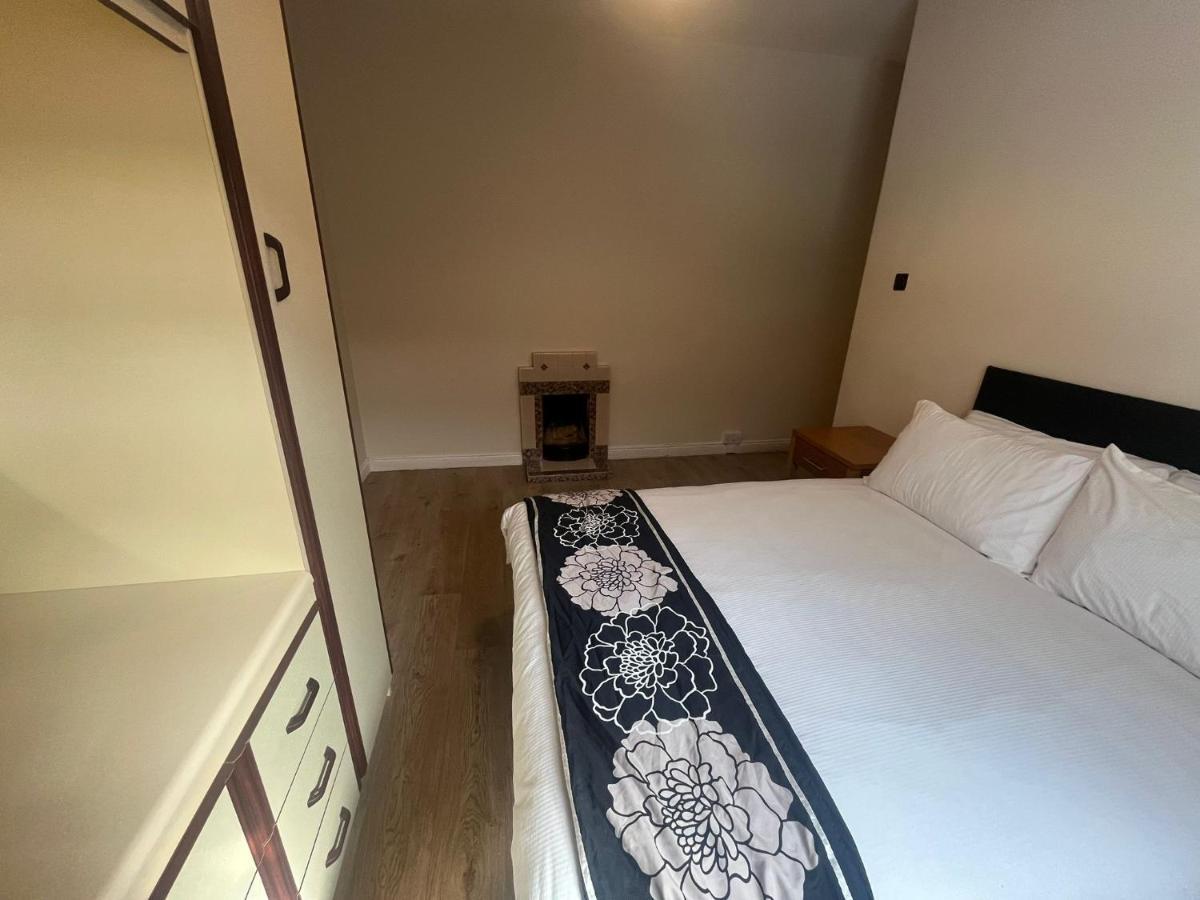 Yeats Lodge Self Catering Apartment And Bar Galway Luaran gambar