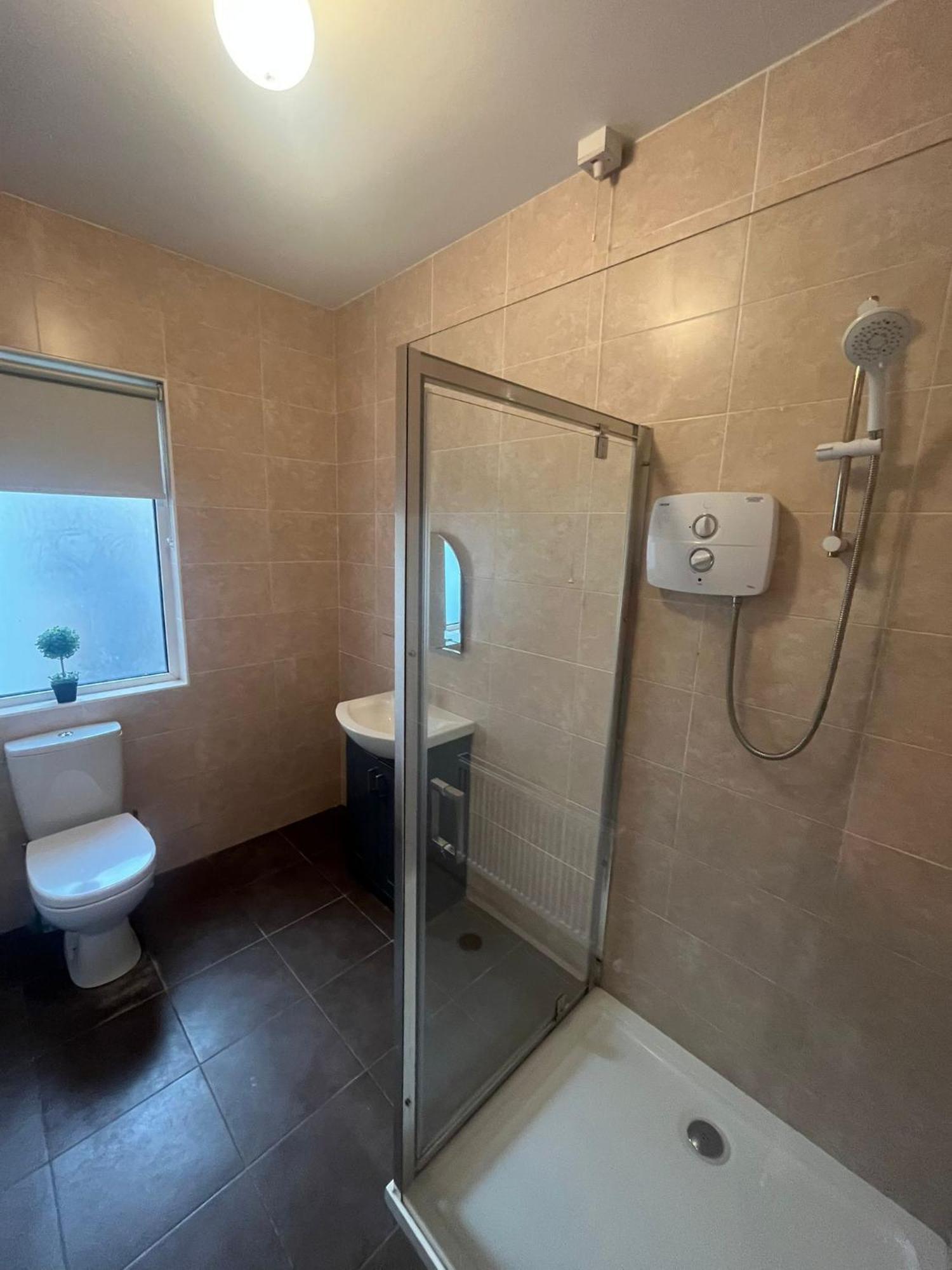 Yeats Lodge Self Catering Apartment And Bar Galway Luaran gambar